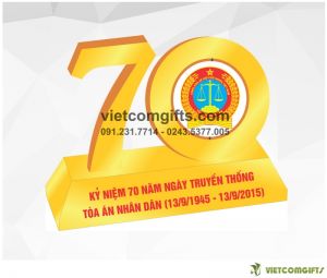 Quà Tặng Biểu Trưng Gỗ Đồng 09